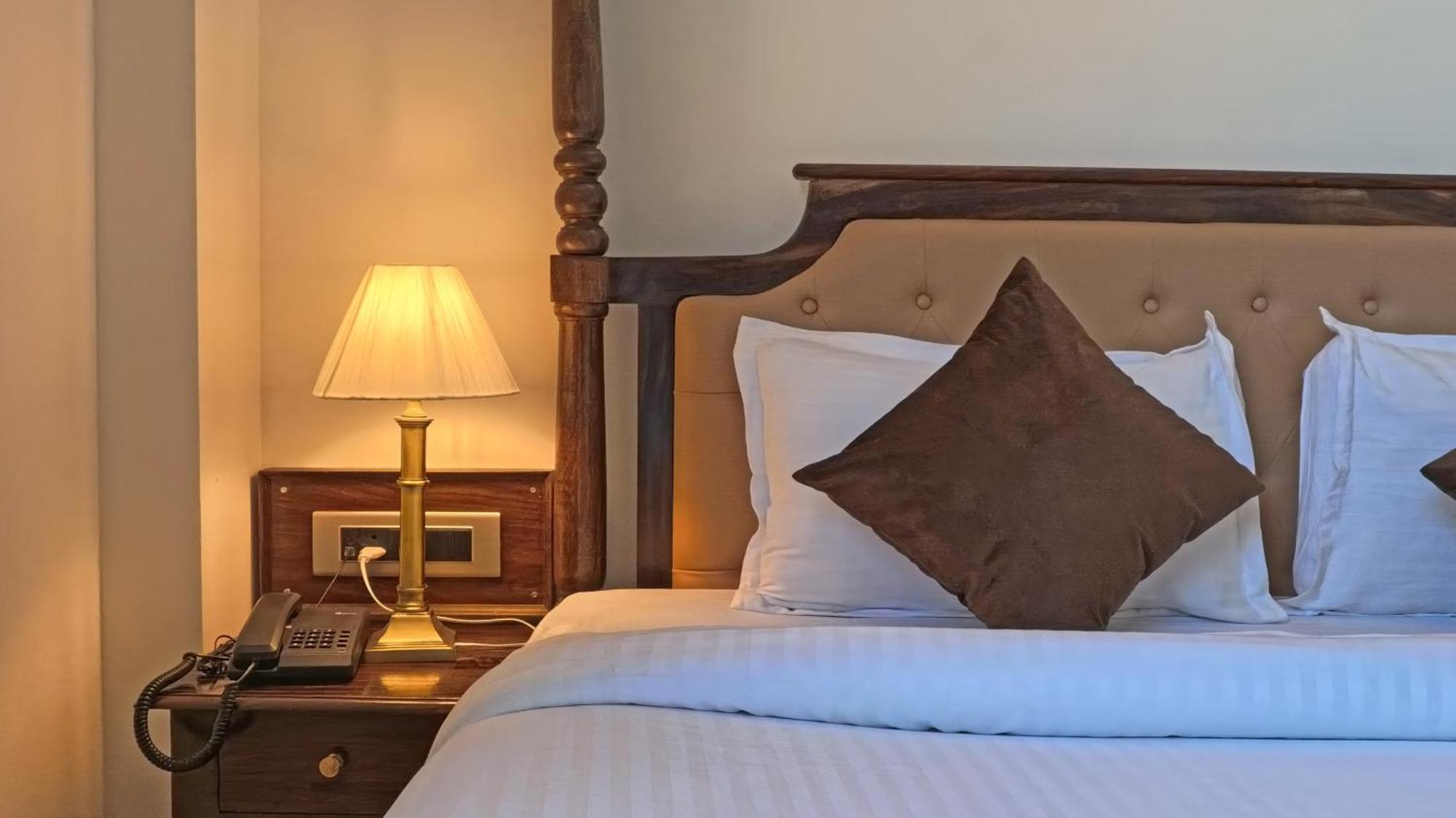 Dera Pichola- A Lake Facing Boutique Hotel Udaipur Eksteriør billede