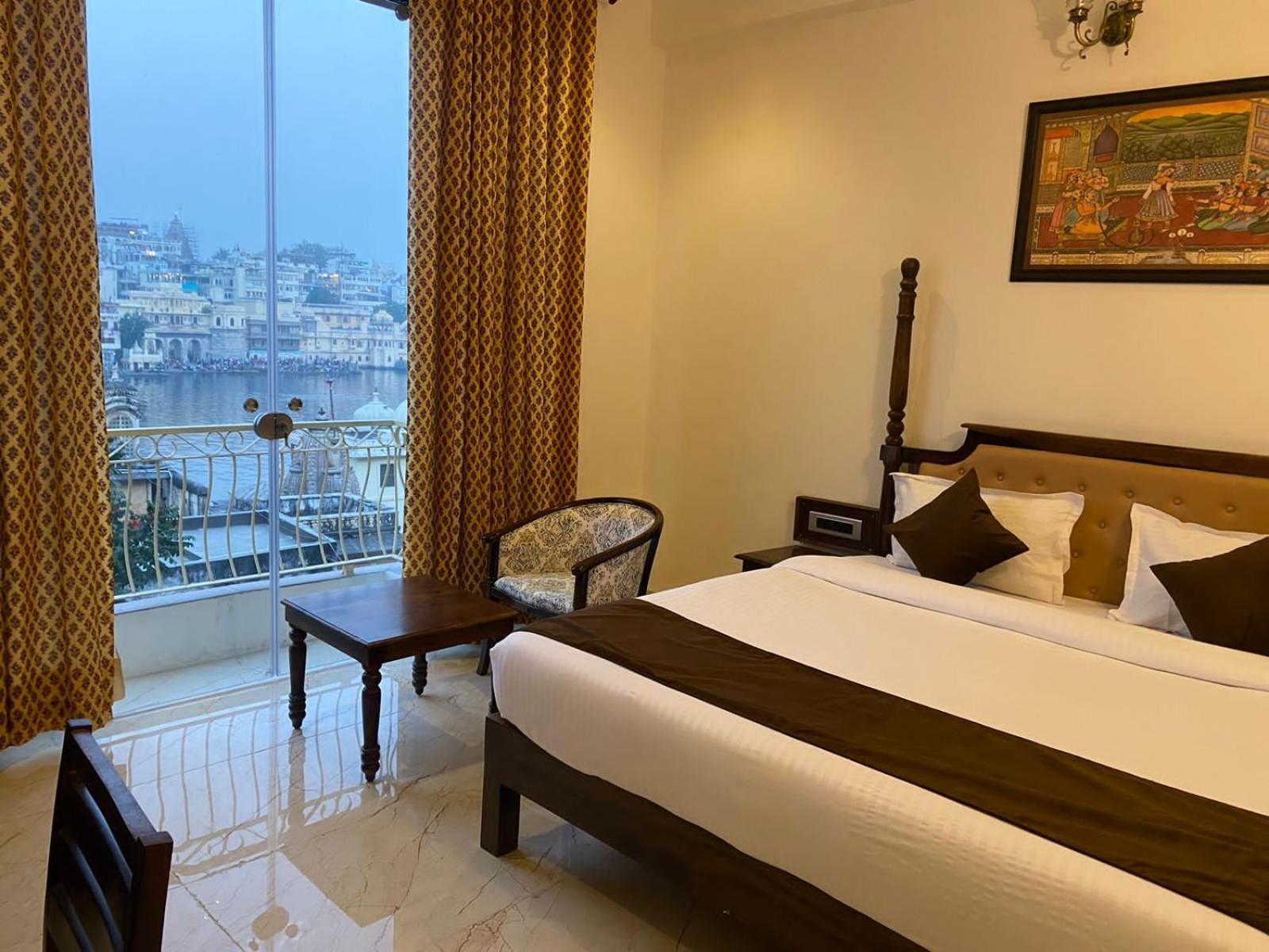 Dera Pichola- A Lake Facing Boutique Hotel Udaipur Eksteriør billede