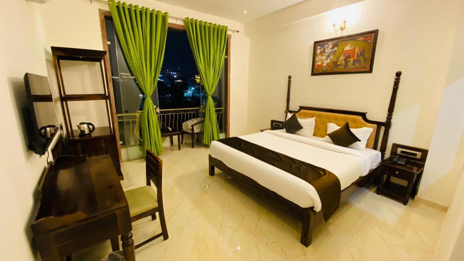 Dera Pichola- A Lake Facing Boutique Hotel Udaipur Eksteriør billede